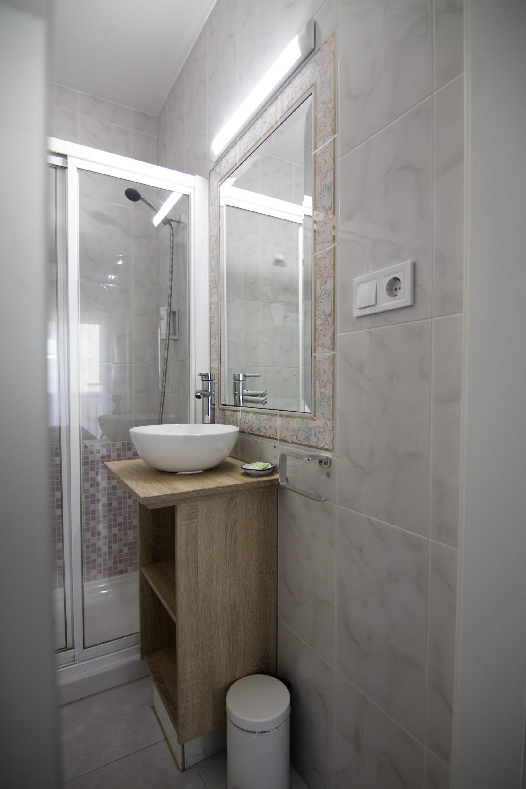 HAB 8 BAÑO 2