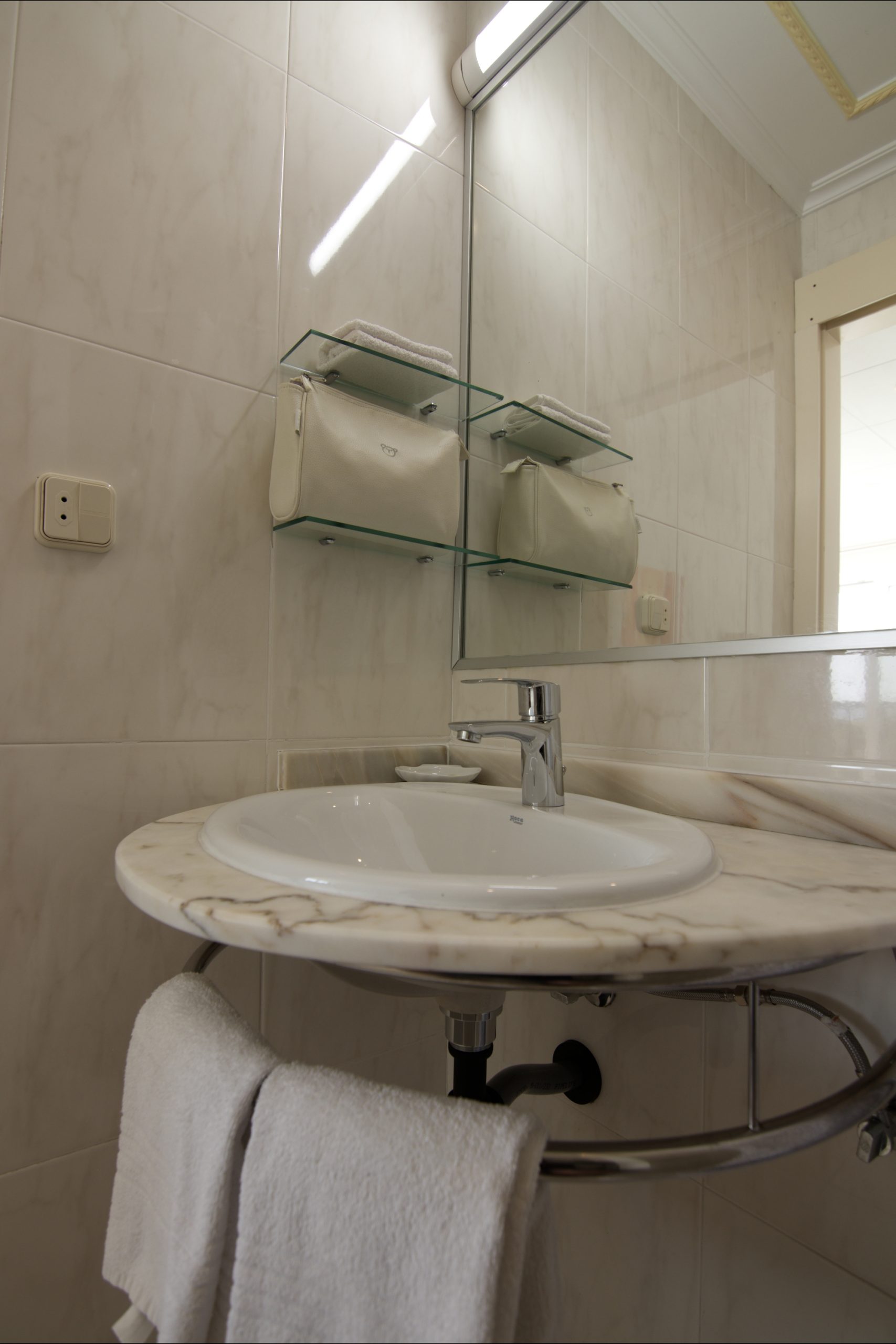 HAB 4 BAÑO