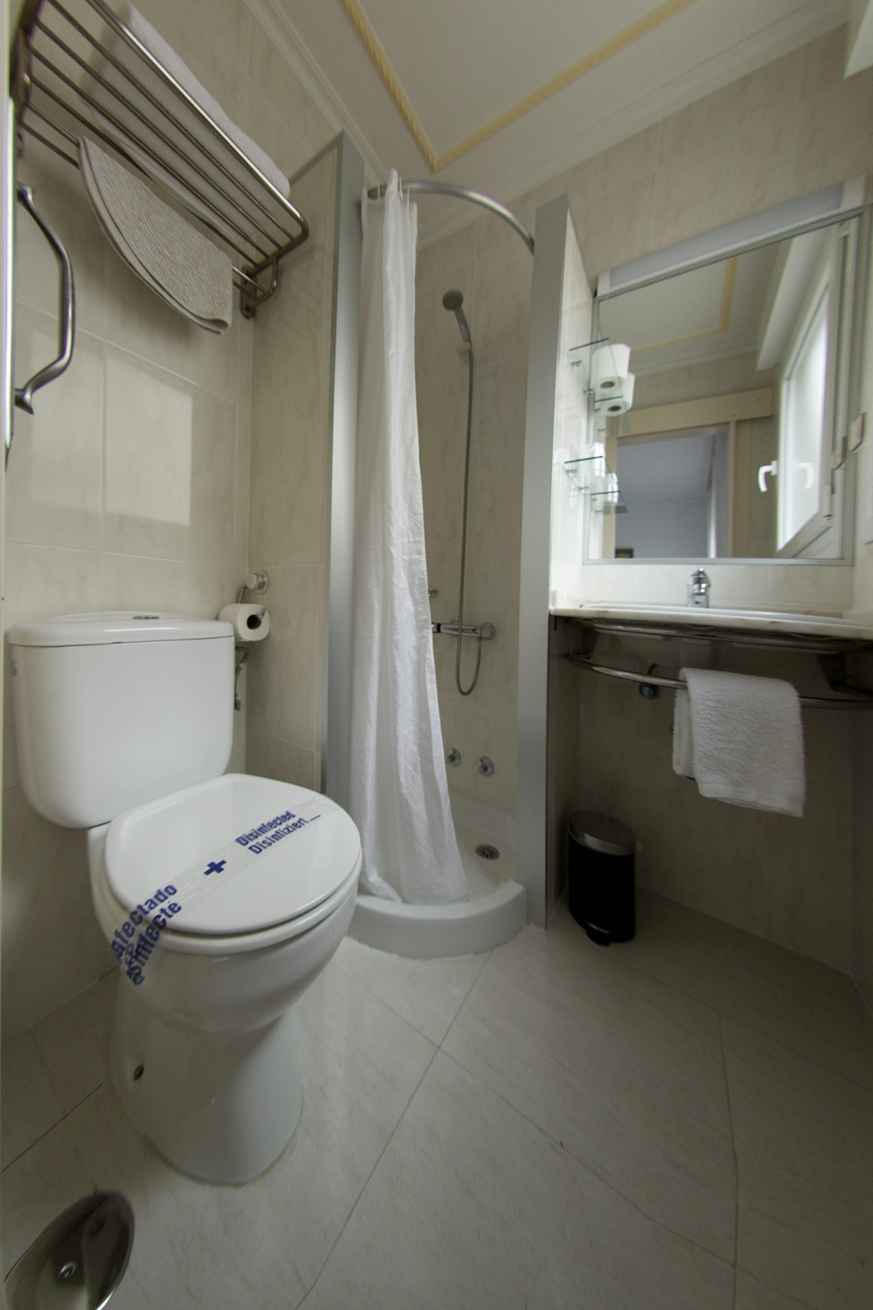 HAB 2 BAÑO