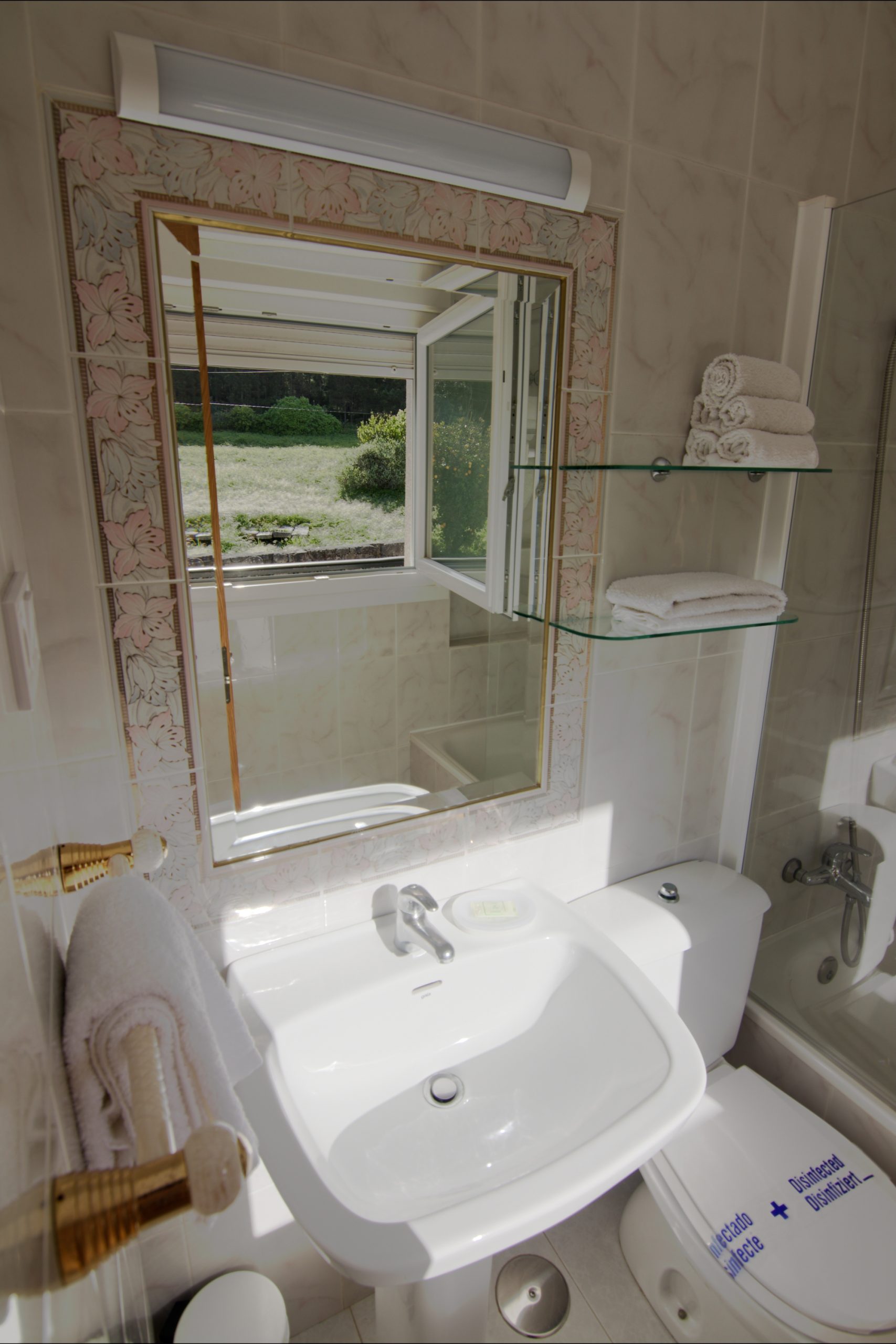 HAB 6 BAÑO