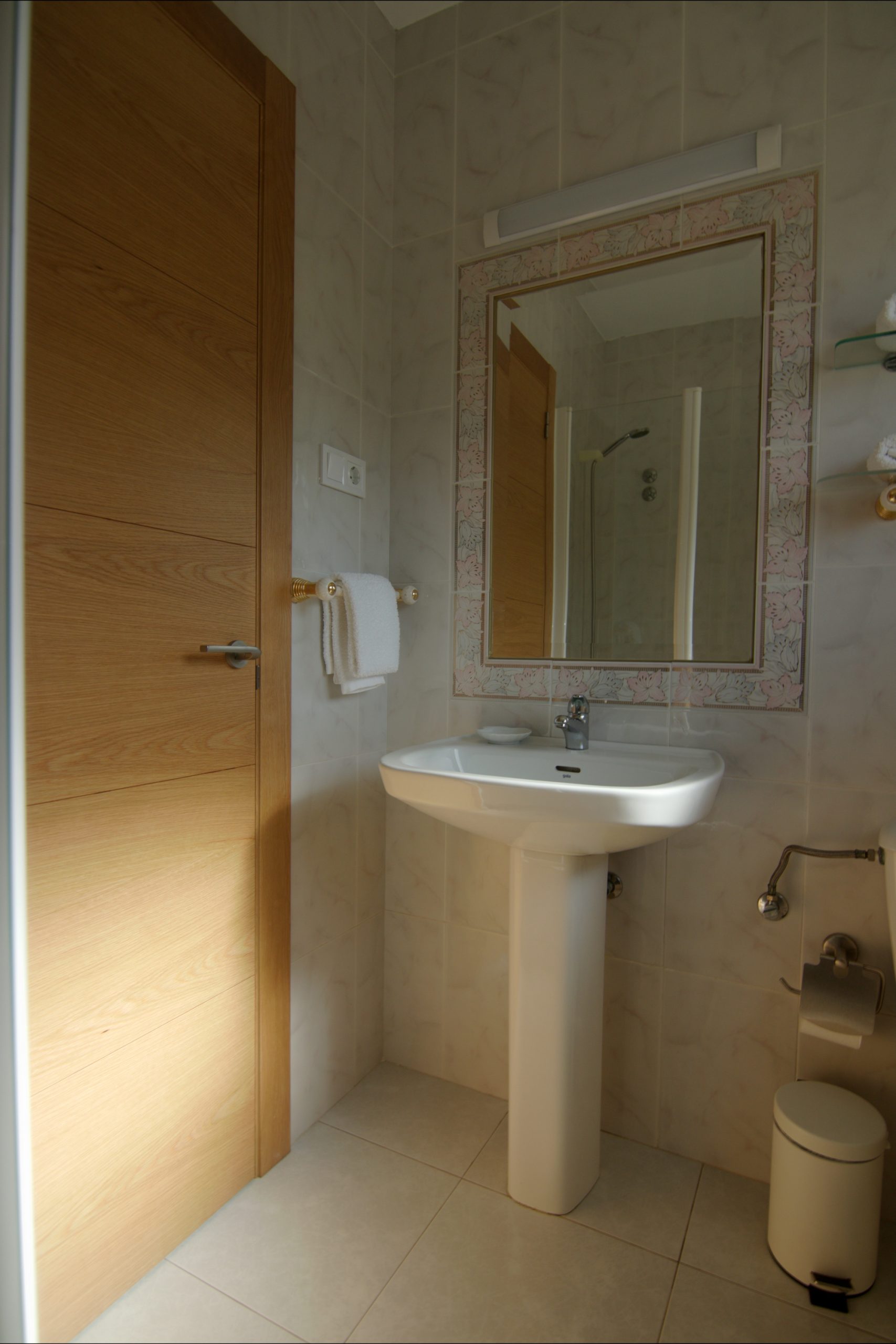 HAB 7 BAÑO